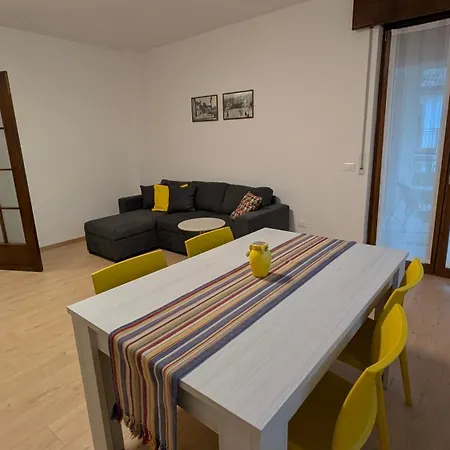Charming Garda Escape Apartment